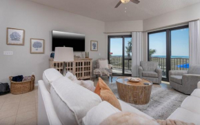 Phoenix VI 6113 condo
